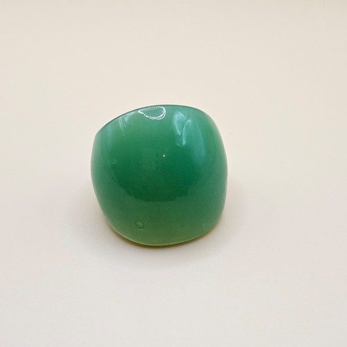 Vibrant green dome ring - vibrant,